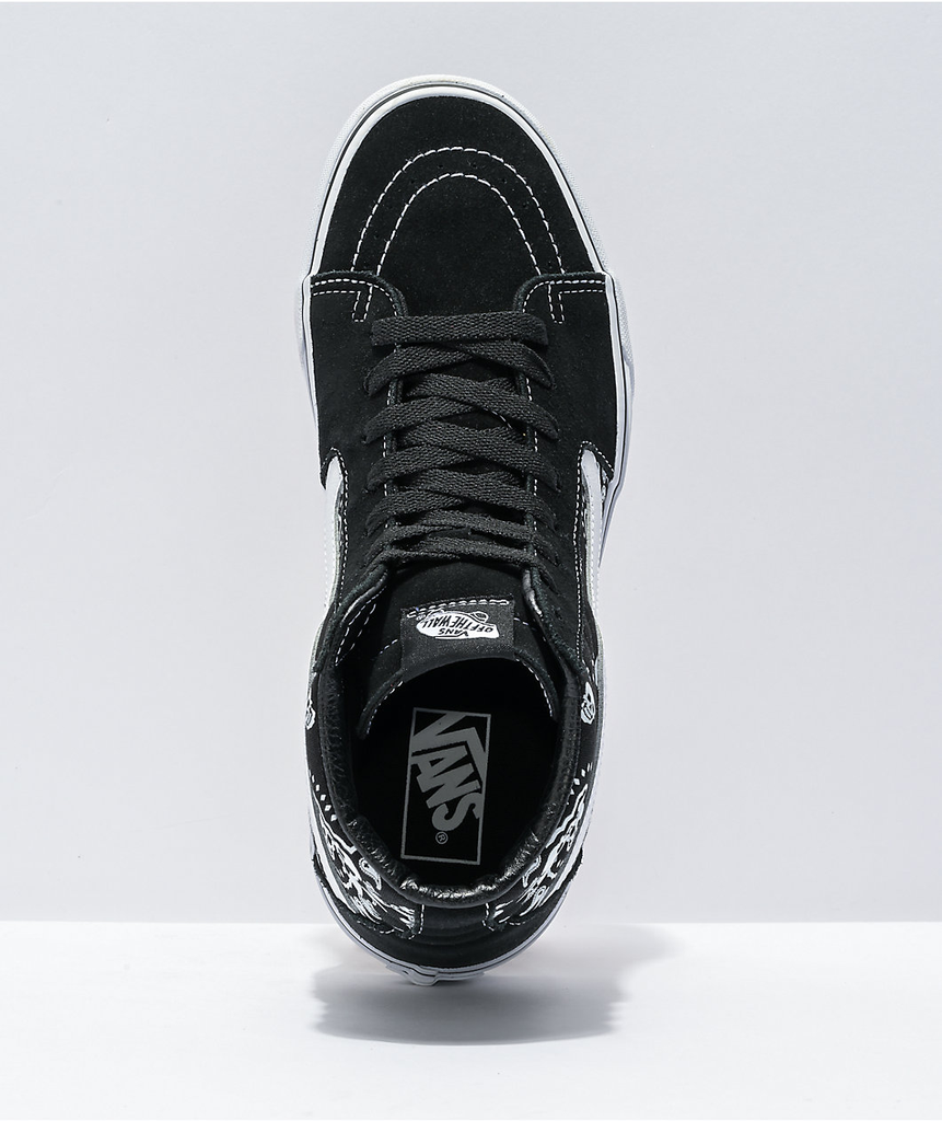 Vans-Sk8-Hi-Bandana-Black-&-White-Skate-Shoes-_339933-alt1-US.webp
