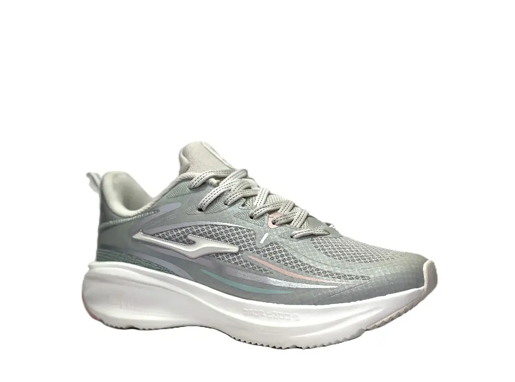  Erke Training Shoes 3486